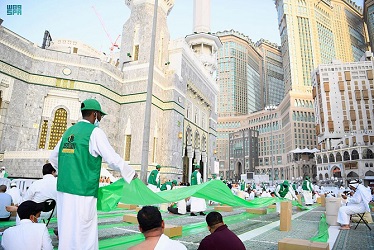 Satu Juta Makanan Berbuka Puasa Dibagikan Di Masjidil Haram Selama Sepertiga Pertama Ramadhan
